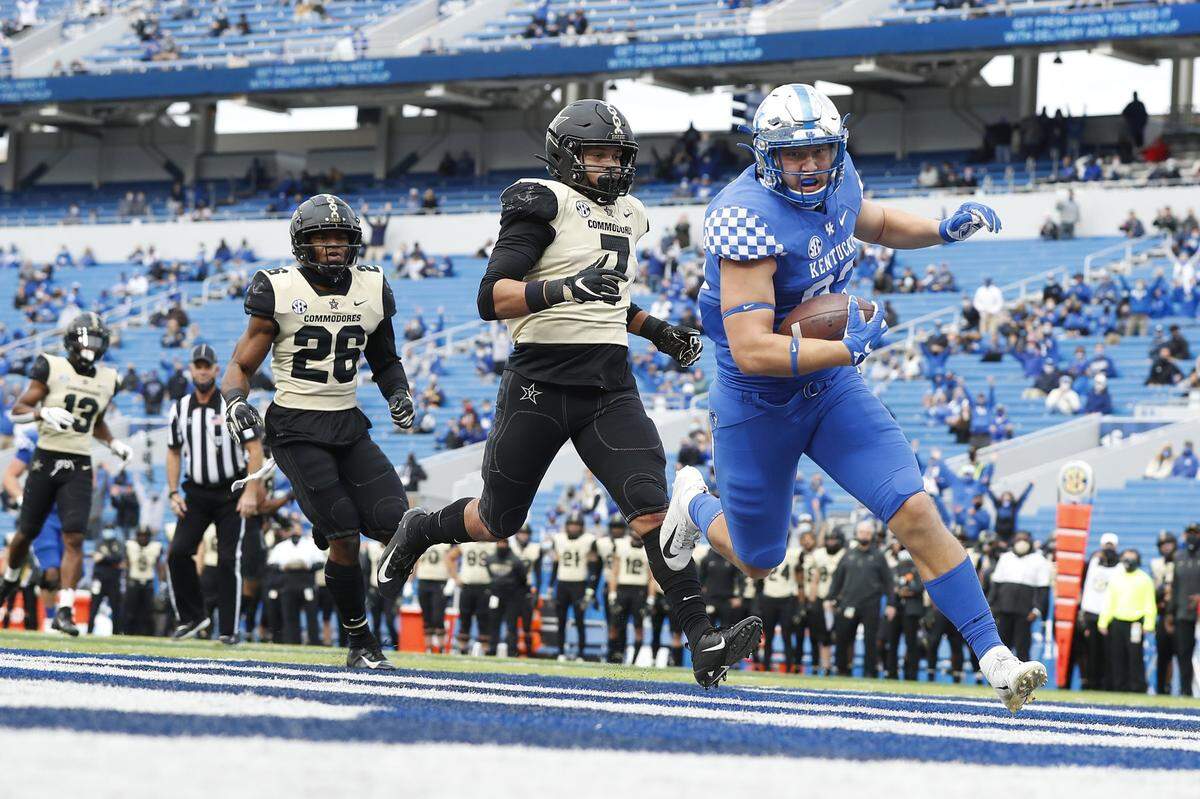 A “super senior,” Kentucky tight end Justin Rigg will begin his fifth year playing for UK on Saturday against Louisiana Monroe.