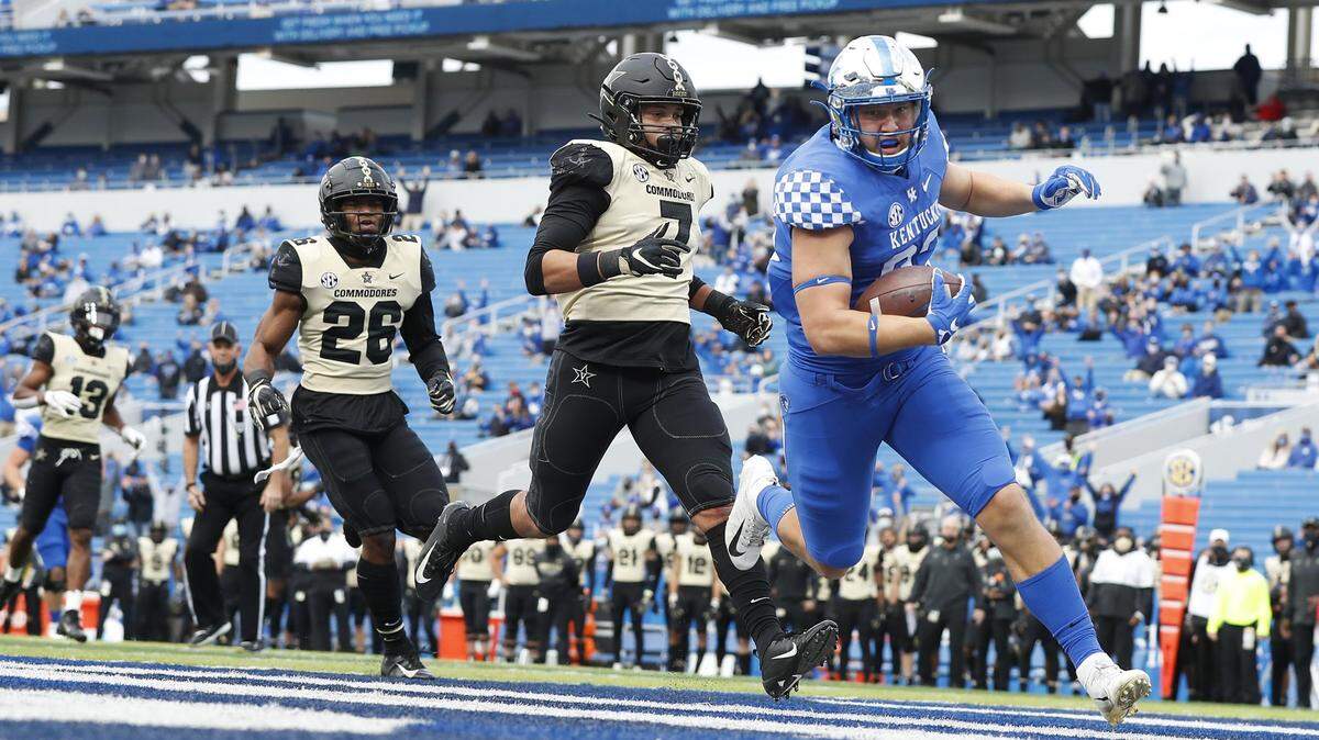 Halftime analysis: The three things Kentucky must do to beat Vanderbilt
