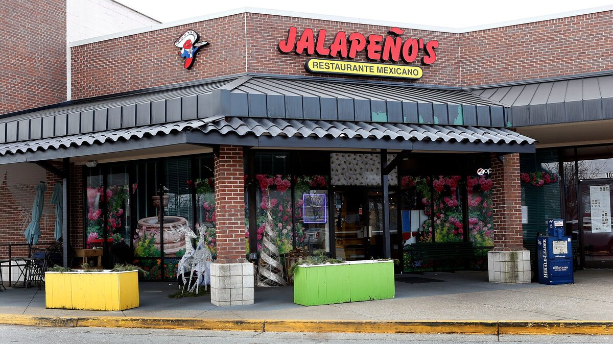 Lexington Mexican restaurant reopens after 2 weeks. Why health department shut it down