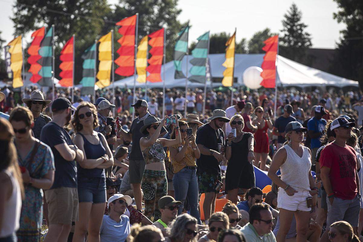 The 2021 Railbird will have more than twice as many people in attendance, so expect traffic delays and bottlenecks on entry as COVID paperwork is checked.