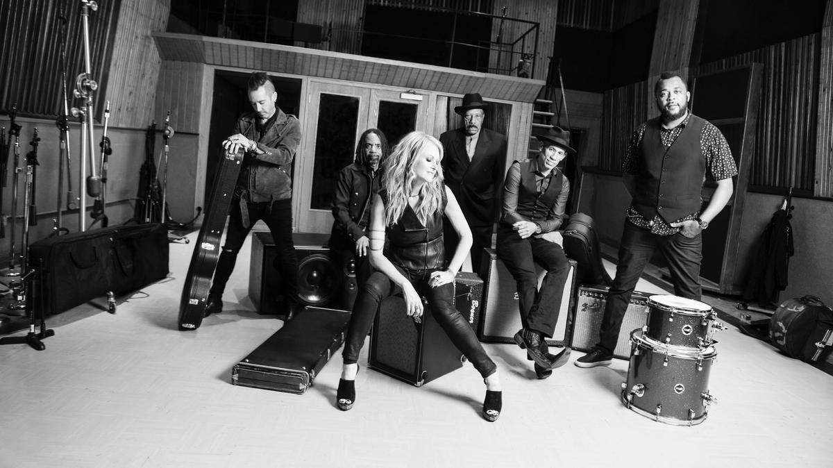 Mindi Abair, front and center, will be joined by The Boneshakers, from left, Ben White, Rodney Lee, Sweet Pea Atkinson, Randy Jacobs and Third Richardson at the Kentucky Horse Park Campground for a Saturday show.
