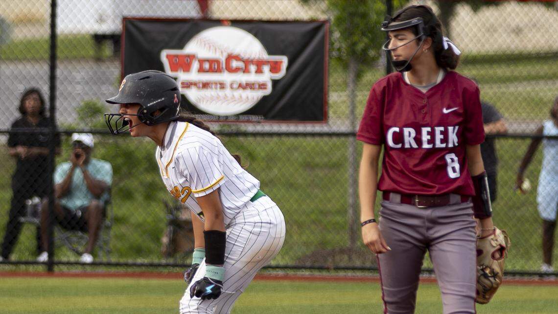 11th Region softball: Bryan Station unleashes 7-run rally against Tates Creek