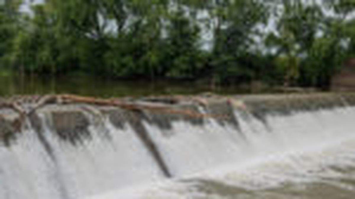 Dam No. 12 has been re-outfitted to provide half of Berea College’s electricity needs.