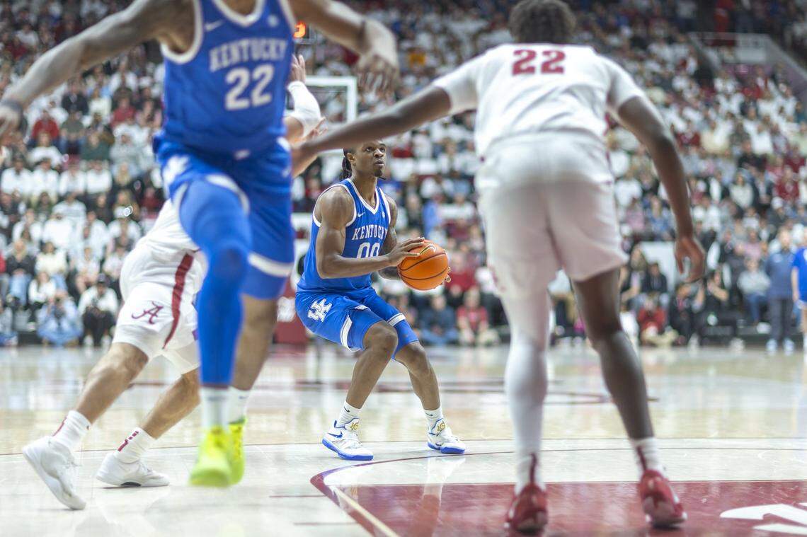 Kentucky guard Otega Oweh (00) looks to shoot the ball during Saturday’s game against Alabama at Coleman Coliseum in Tuscaloosa, Ala.