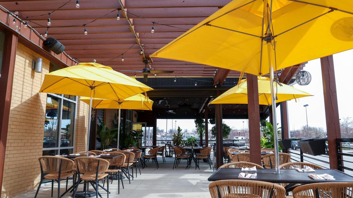 Outdoor dining at Crust, a pizza and pasta restaurant in the Beaumont neighborhood of Lexington.