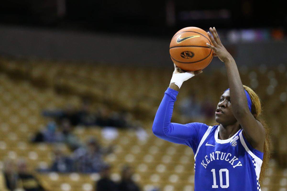 Kentucky’s Rhyne Howard shoots a free throw during UK’s game at Missouri on Thursday night. She finished with 19 points.