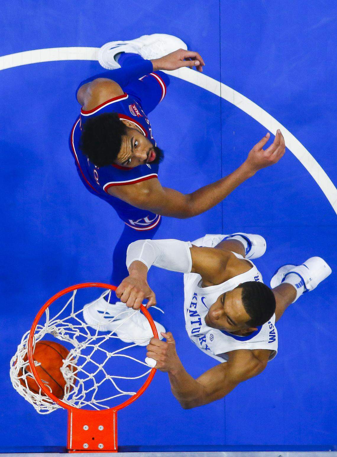 PJ Washington led Kentucky in scoring (20), rebounding (13) and blocked shots (2) in a 71-63 win against Kansas at Rupp Arena in Lexington Saturday, Jan. 26, 2019.