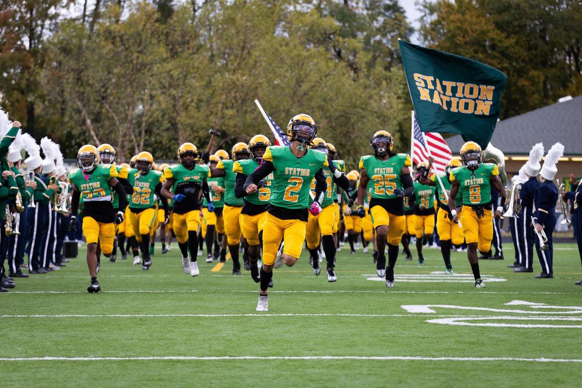 Bryan Station quarterback Trenton Cutwright (2) led the Defenders onto the field before their 34-14 loss to visiting Frederick Douglass on Oct. 14. The Defenders are one win away from a potential rematch against the Broncos in the Class 6A state championship game at Kroger Field in Lexington.