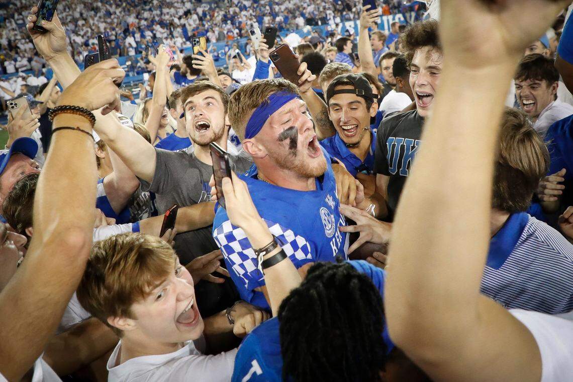Kentucky quarterback Will Levis (7) celebrates with fans after the Wildcats beat Florida at Kroger Field this season. Levis will lead UK in its Citrus Bowl game against Iowa on New Year’s Day and again next season.