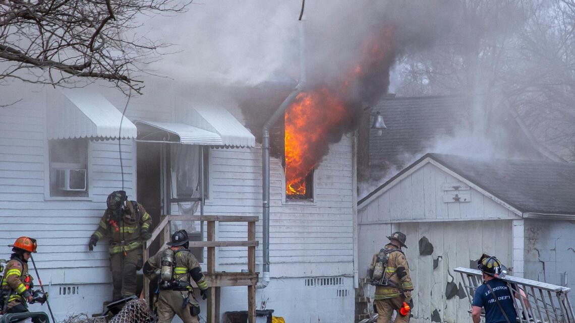 Lexington fire department responds to fire on 7th Street | Lexington ...