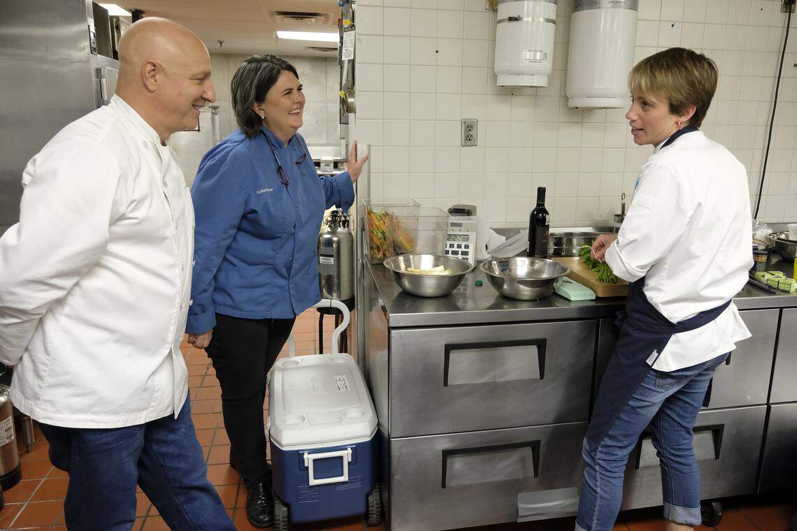 No bottled hot sauce: Head judge Tom Colicchio, with guest judge Ouita Michel, disshed chef Adrienne Wright for her use of bottled hot sauce last week. Which was ironic given the whole waffle mix flap she had with Sara the week before.