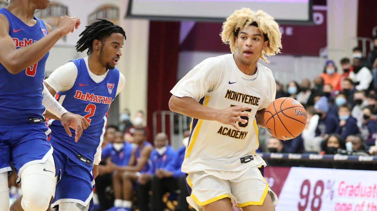 Kentucky basketball signee Skyy Clark made his senior season debut for Montverde (Fla.) Academy in January after recovering from knee surgery early.
