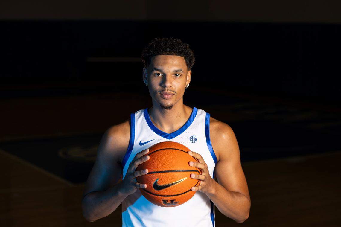 The only new transfer on Kentucky’s roster this season is Tre Mitchell, a fifth-year college player with previous stops at UMass, Texas and West Virginia.