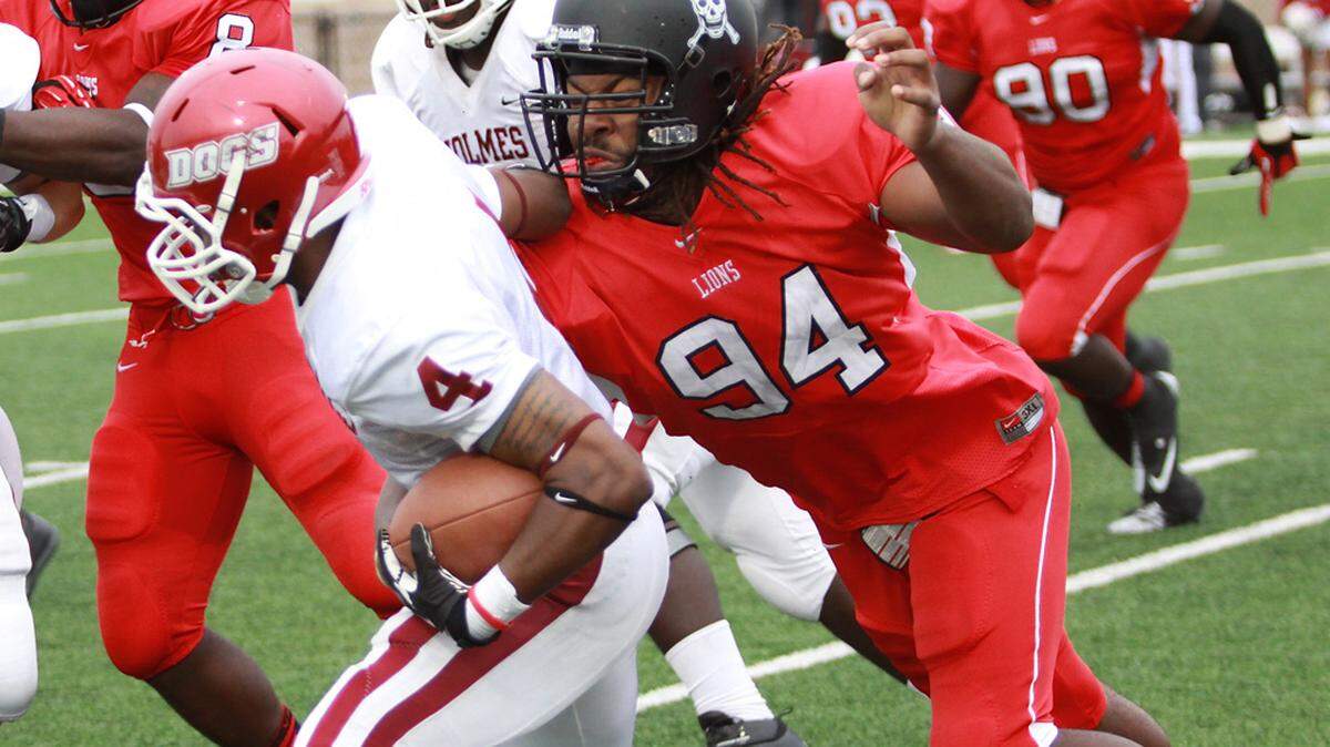 University of Kentucky signee Za'Darius Smith, a transfer from East Mississippi Community College. (Photo by East Mississippi CC sports information)