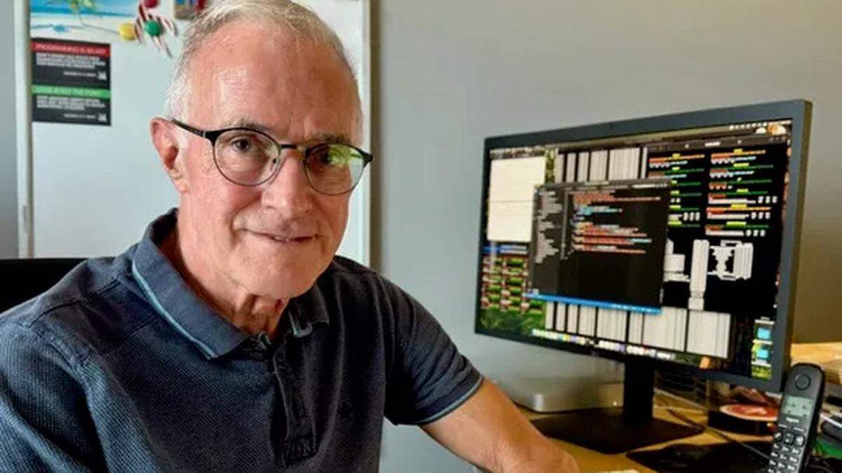 Frank Riherd began working with the Kentucky High School Athletic Association on his Riherds.com Scoreboard in 1996. He recently announced he would have to step away from maintaining the website due to health concerns.