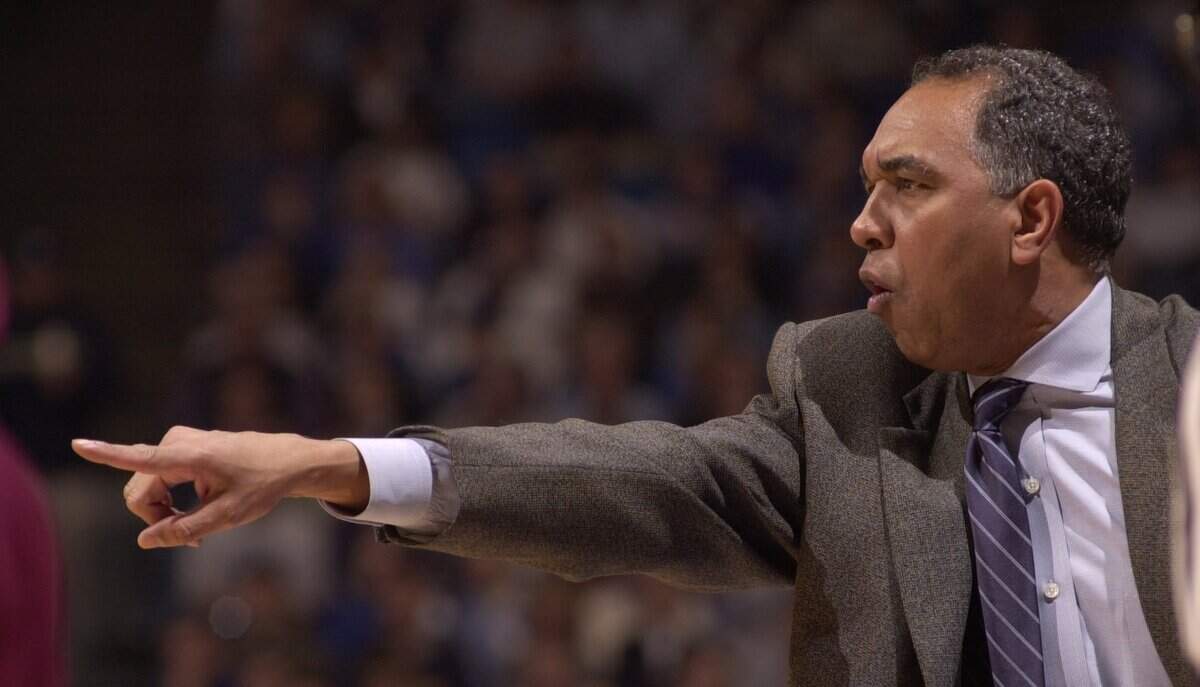 It was announced Monday that former Kentucky coach Tubby Smith will be inducted into the Collegiate Basketball Hall of Fame.