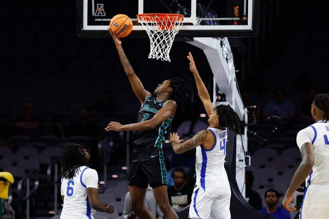 Kam Williams (3) averaged 9.3 points, 4.5 rebounds, 1.4 steals, 1.3 assists and 1.1 blocks per game for Tulane this season.