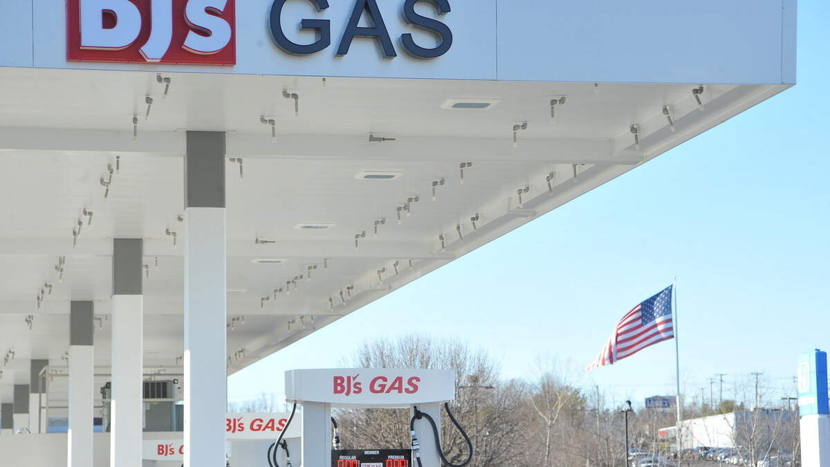 New wholesale club BJ’s is opening soon in Central Kentucky. $2 gas event kicks it off