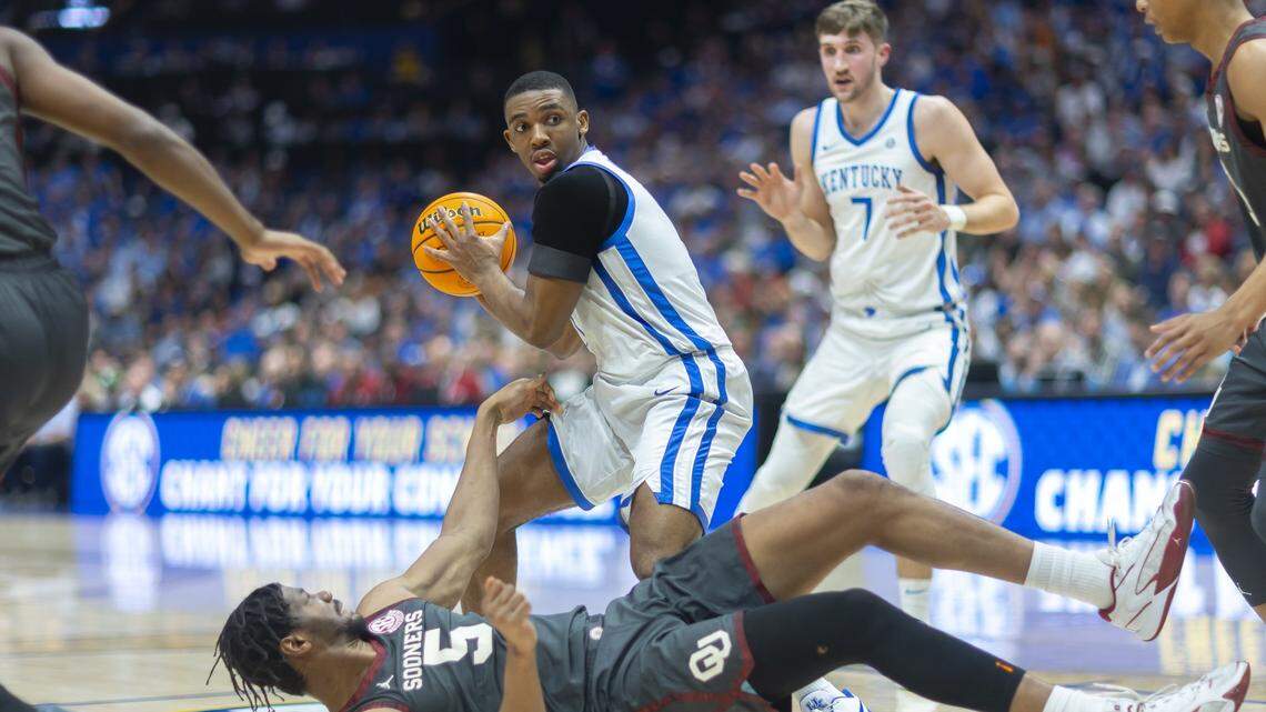 Kentucky men’s basketball coach Mark Pope offers positive injury update on Lamont Butler