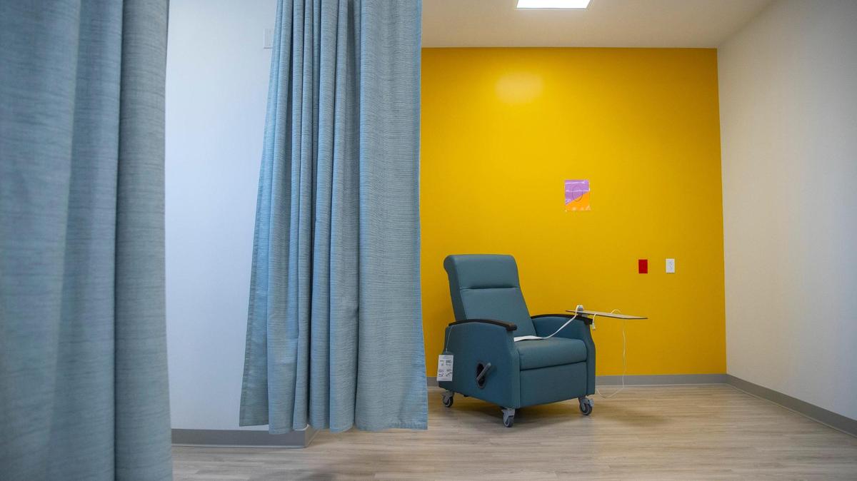 A room at the Planned Parenthood – Louisville Health Center clinic where patients are monitored after they get abortions, photographed in Louisville, Ky., on Thursday, June 16, 2022.