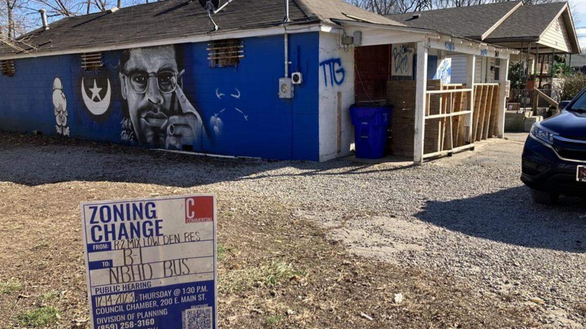 Black Soil, a nonprofit, has proposed to use this former corner market as a new grocery store on Florence Avenue off of Georgetown Street.