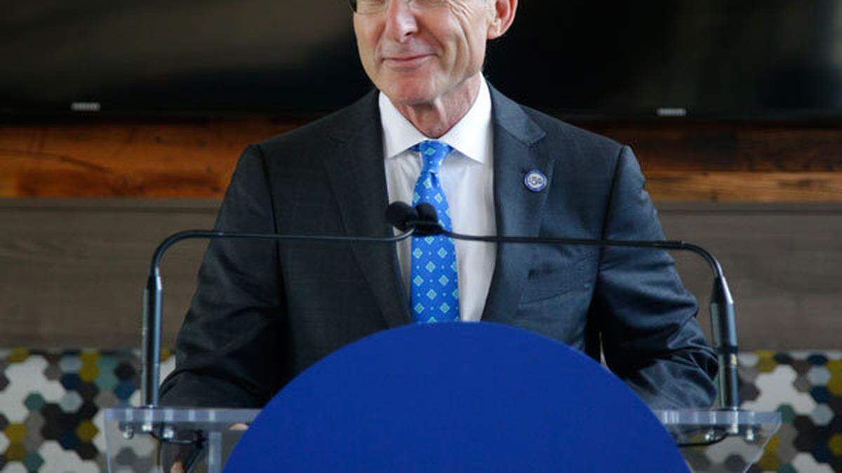 University of Kentucky President Eli Capilouto spoke as The K-Lair reopened Aug. 27, 2014, in a its new larger location. Photo by Mark Cornelison | Staff