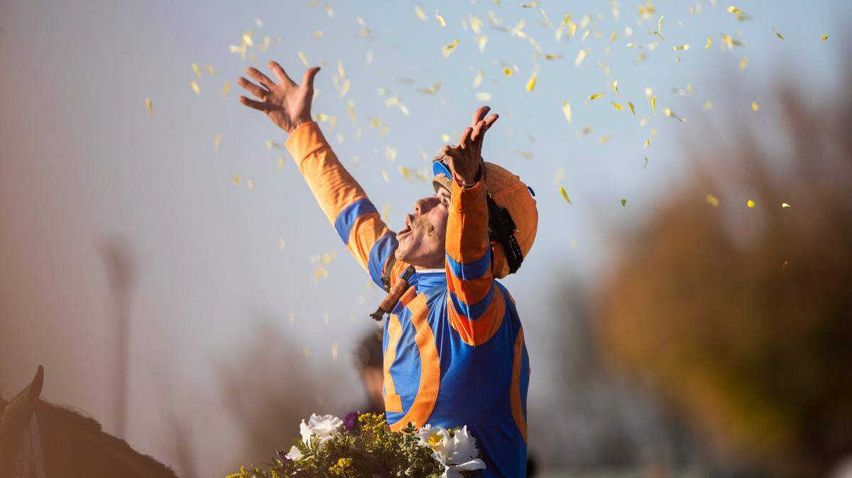 A Keeneland champion is the Kentucky Derby favorite. Here’s the full field with odds.