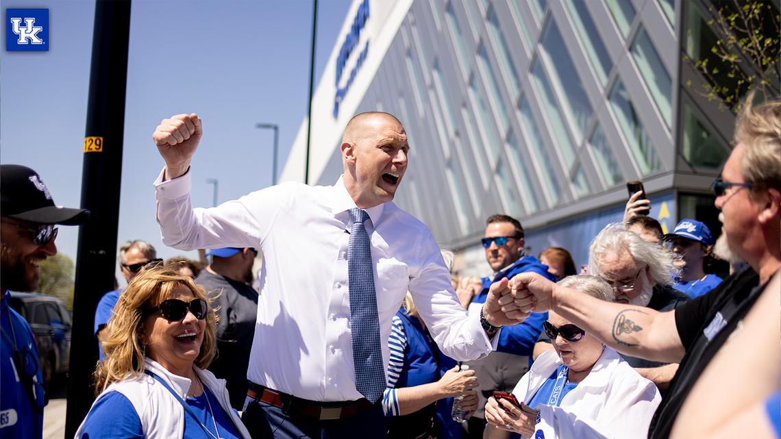 Live updates from Rupp Arena: Kentucky basketball introduces Mark Pope as new head coach
