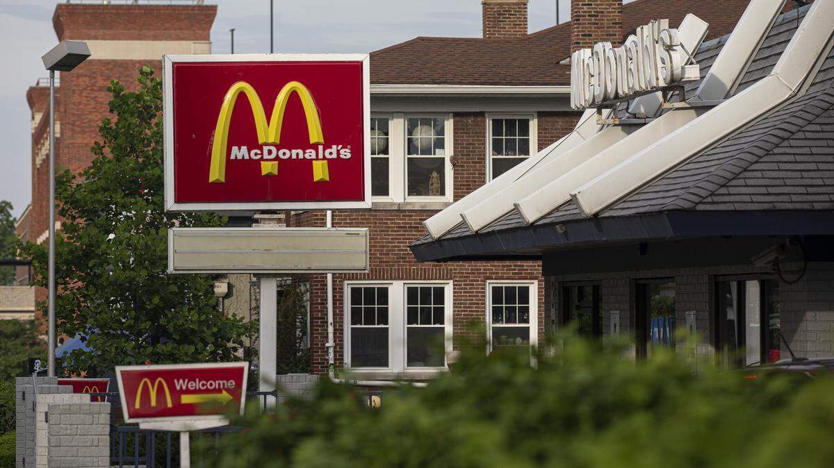 The McDonald’s location at 357 South Limestone is across the street from the University of Kentucky campus.