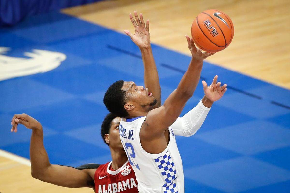 Kentucky forward Keion Brooks averaged 7.0 points and 3.5 rebounds in UK’s two games, both defeats, vs. Alabama last season.