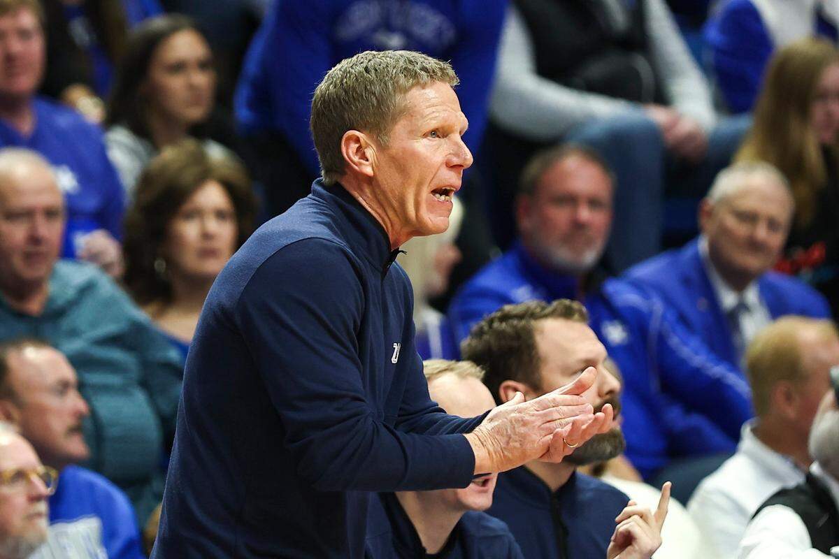 Gonzaga coach Mark Few led his team to victories over Kentucky last season in Lexington and two seasons ago in Spokane.