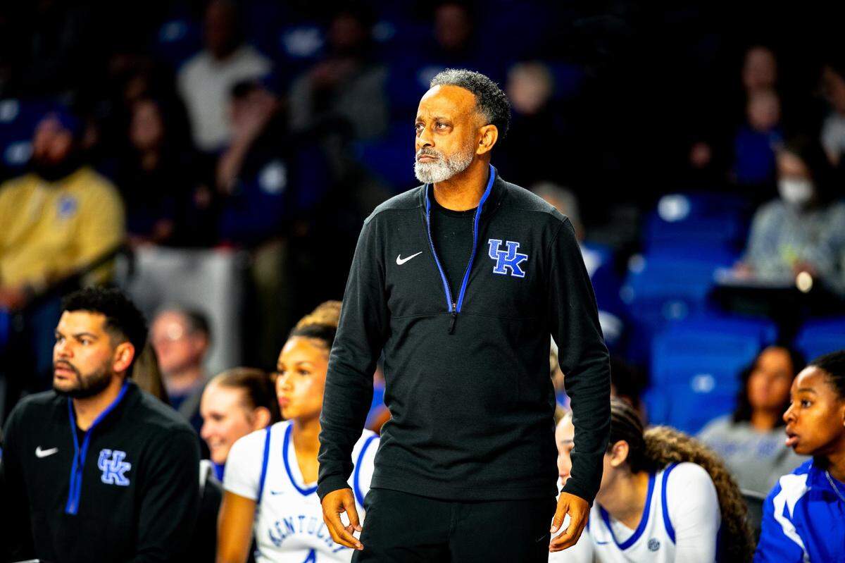 UK head coach Kenny Brooks gave credit to the Tigers for making life tough on the Cats on Sunday. “I don’t think there is a more physical team than Auburn. I really don’t.”