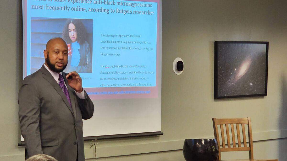 Kumar Rashad, the 2024 Kentucky High School Teacher of the Year, is a mathematics teacher at Breckinridge Metropolitan High School in Jefferson County.