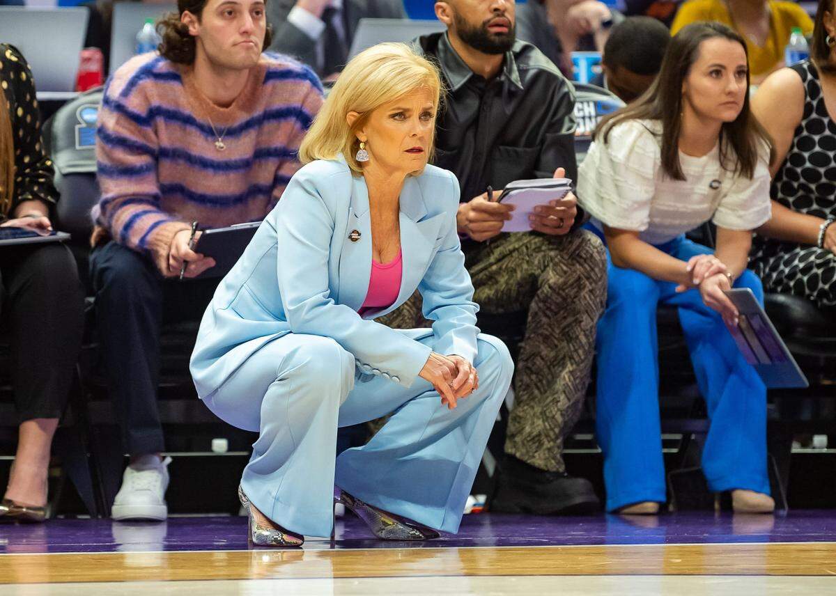 In her fourth season as LSU head coach, Kim Mulkey has gone 117-16 since joining the Tigers.