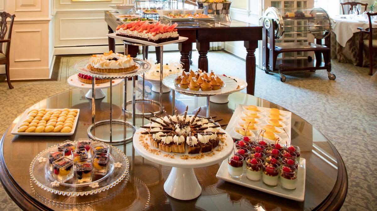 Sunday brunch at the Hay Adams Hotel is a Washington tradition.