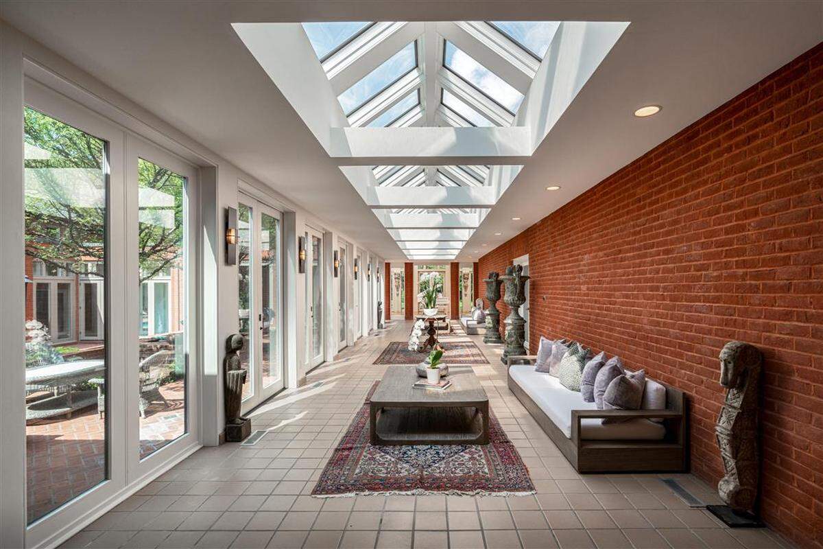 A home at Warrenwood Wynd selling for nearly $3.4 million, as listed on the Lexington-Bluegrass Association of Realtors property listings as of April 2022.