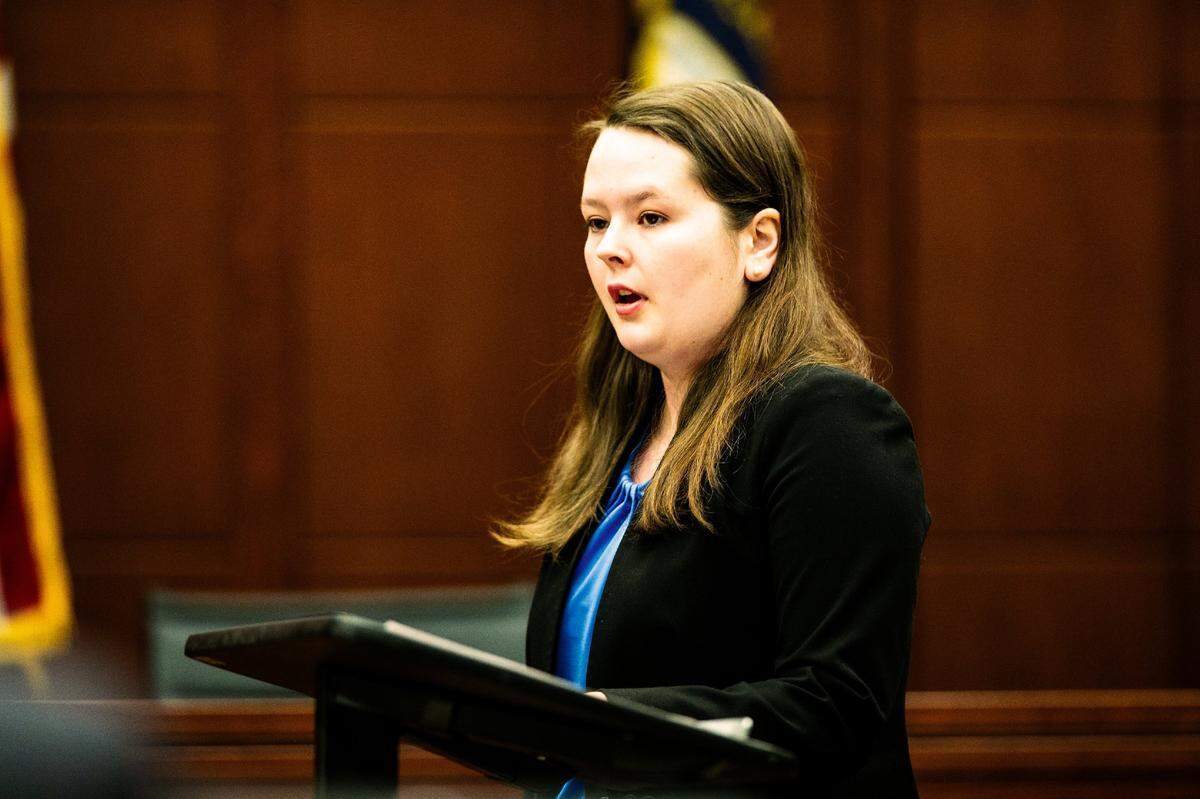 Defense Attorney Natalie Hurst-Rollins delivers opening remarks to the jury in the case of Carol Ann Hignite of Lexington, who is accused of fatally assaulting 76-year-old Leon Dewayne Hignite.
