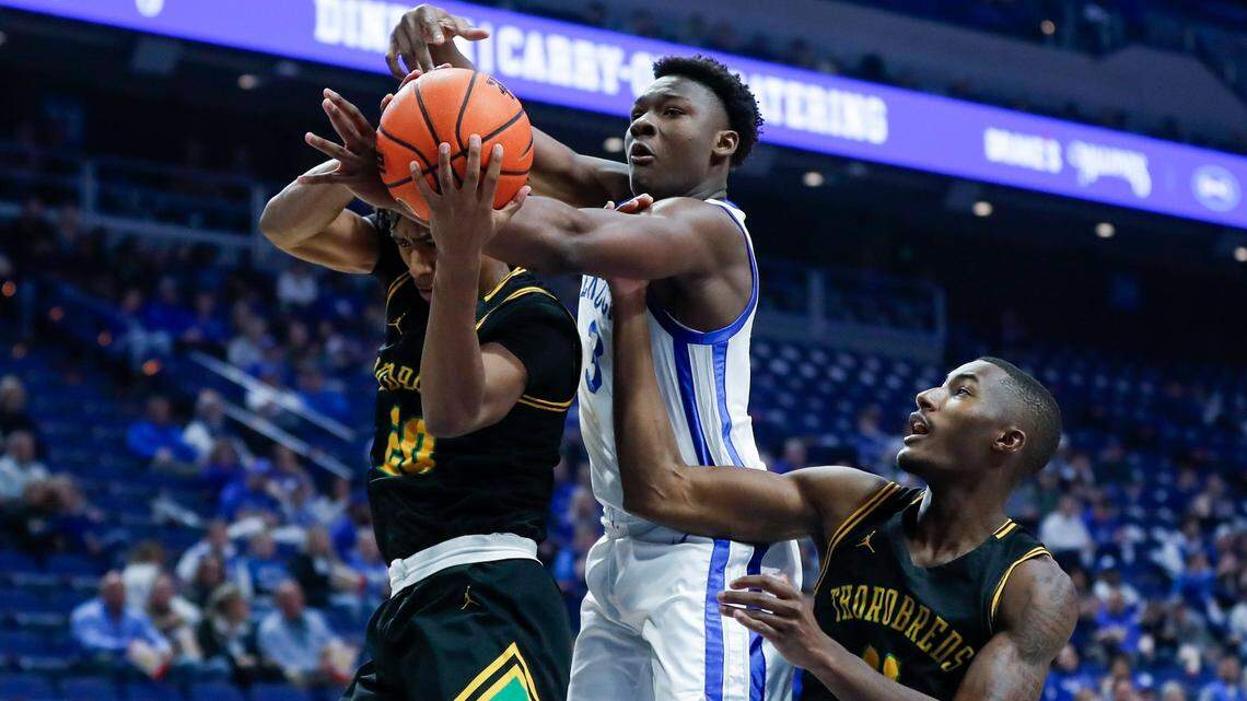 Who is available, and who isn’t, for Kentucky’s men’s basketball against No. 1 Kansas?
