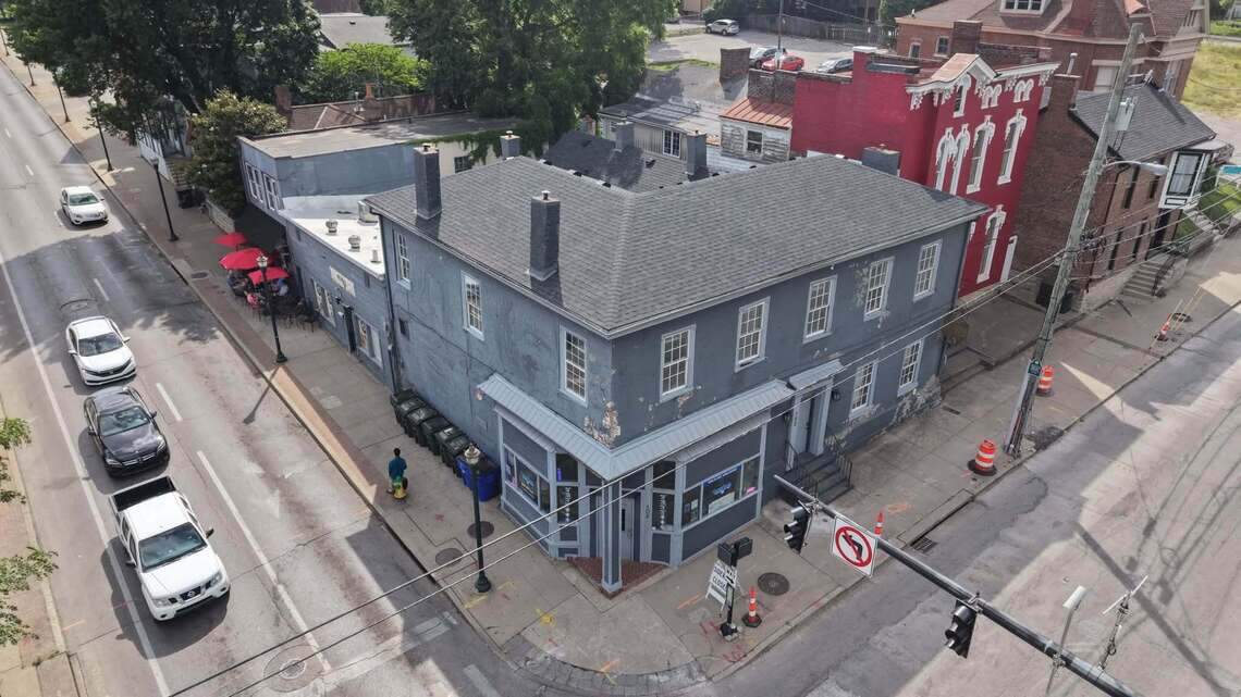 Downtown Lexington building being renovated into luxury short-term rentals
