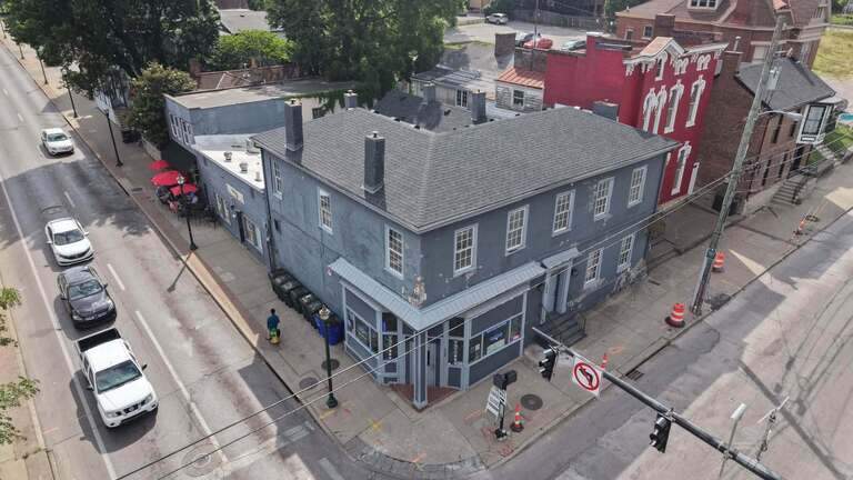 Downtown Lexington building being renovated into luxury short-term rentals