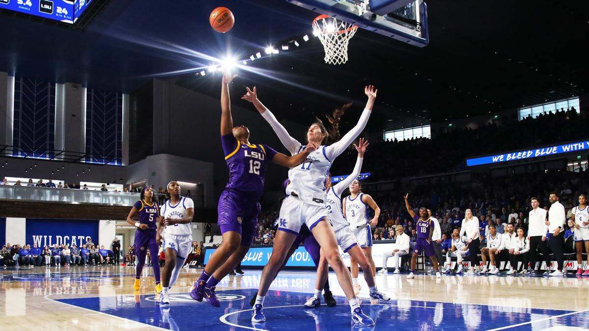 UK center Clara Silva (17) gets between the basket and the ball during Sunday’s game against LSU at Memorial Coliseum.