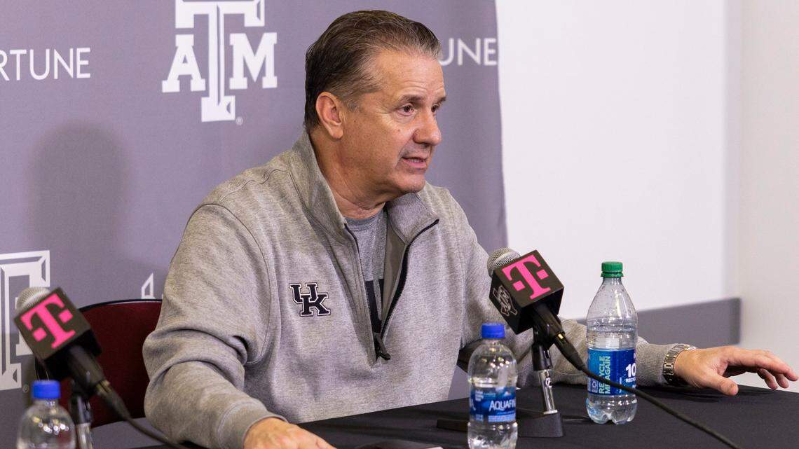 John Calipari talks defense, Ugonna Onyenso and more after UK basketball loss at Texas A&M