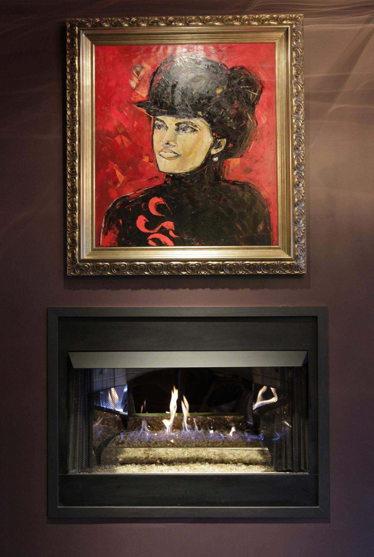 Belle Brezing, whose portrait hangs over the bar’s fireplace, was a famous Lexington madam.