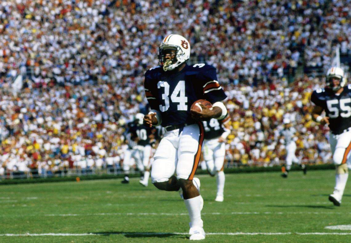 In an epic career as an Auburn running back Bo Jackson (34) ran for 4,303 yards and won the 1985 Heisman Trophy.