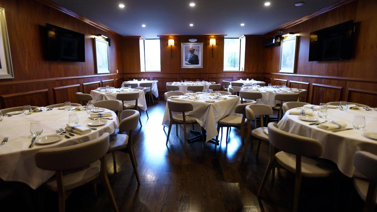 The private Sinatra room in Frank & Dino’s is decorated with various photos of Frank Sinatra and important women in his life, including his mother.