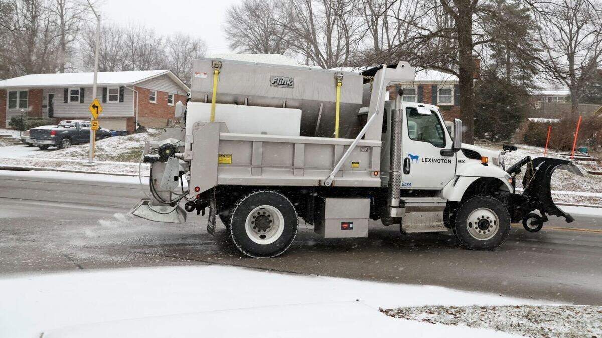 Fayette schools, Lexington officials finalizing snow bus routes to cut down on snow days