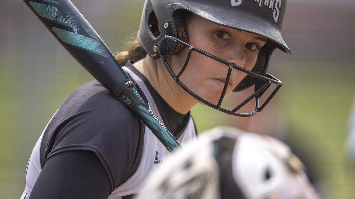 ‘We’re locked in on us.’ No. 1 South Warren shuts out noise as it mows down foes