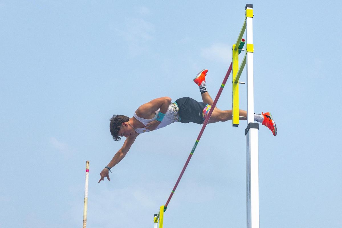 Woodford County’s Jackson Gray won the state title in the boys pole vault at the Class 3A championships Saturday.