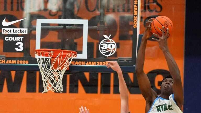 The top 2027 high school center will visit Kentucky basketball this weekend