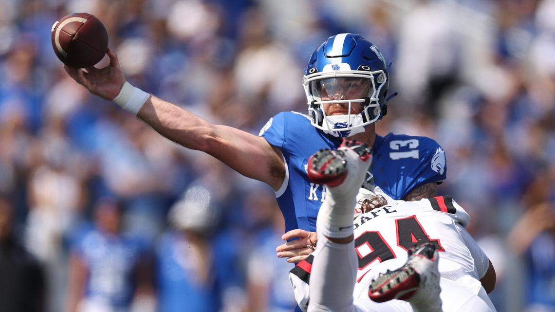 College football final: Kentucky 44, Ball State 14